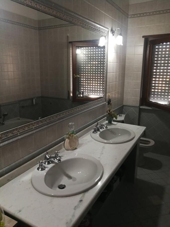 コゼンツァLa Casa Di Pieroアパートメント エクステリア 写真