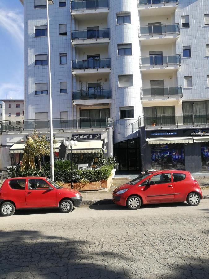 コゼンツァLa Casa Di Pieroアパートメント エクステリア 写真